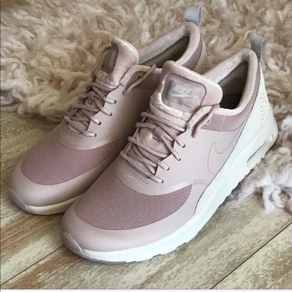 nike air max thea lx pink